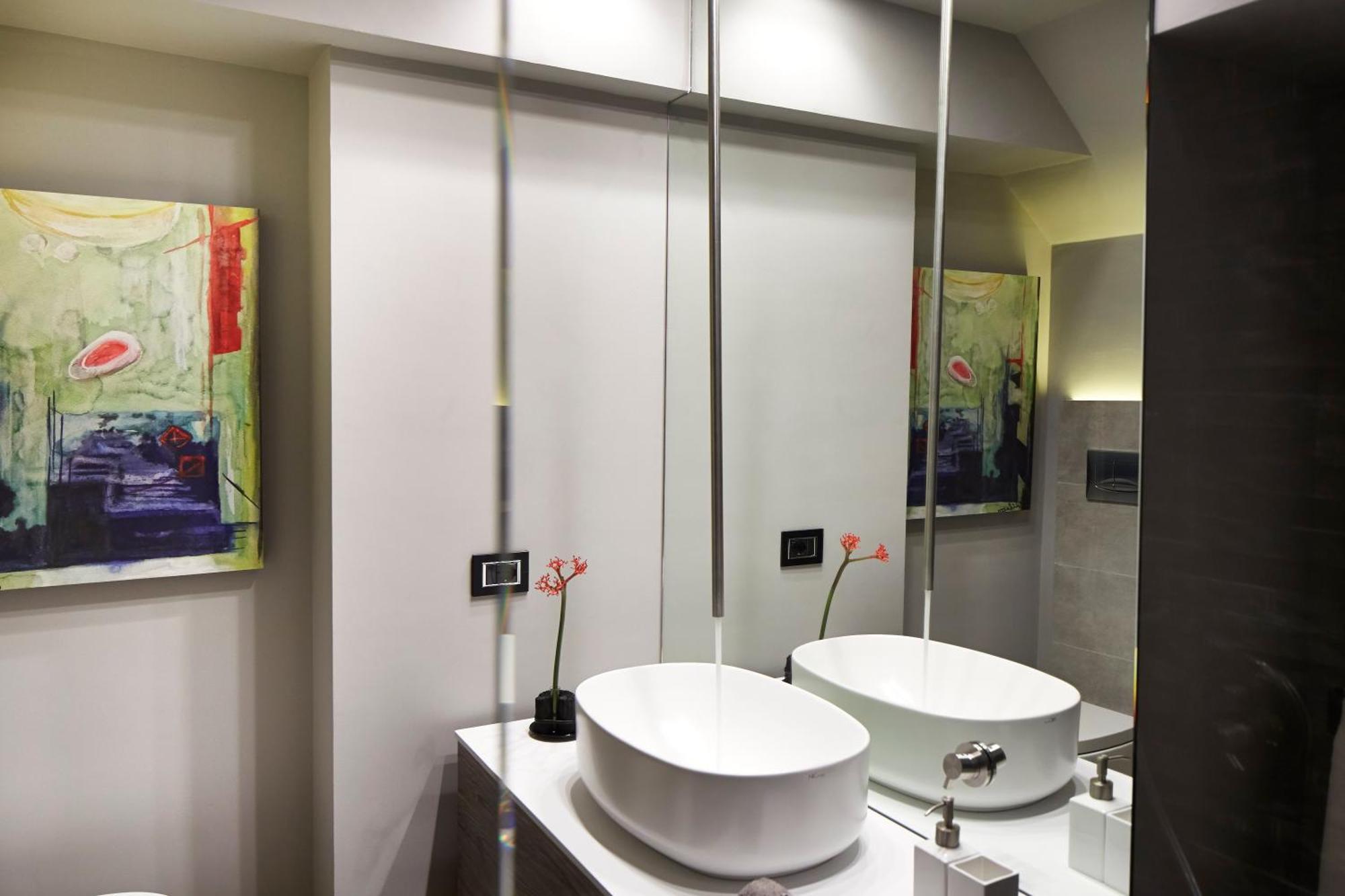 Luxury Design & Artistic In Historic Center, With Private Parking, Navigli - Bocconi Appartement *